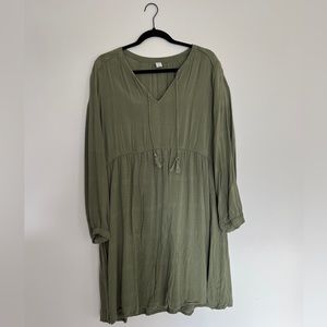 Old Navy Green Tassel Dress